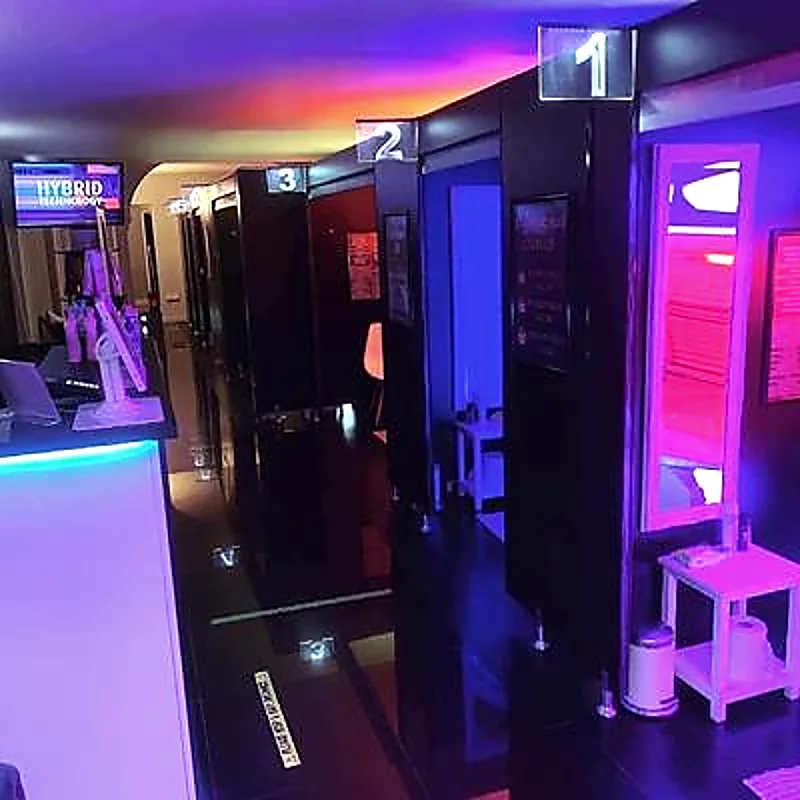 Tanning salon entrance and reception